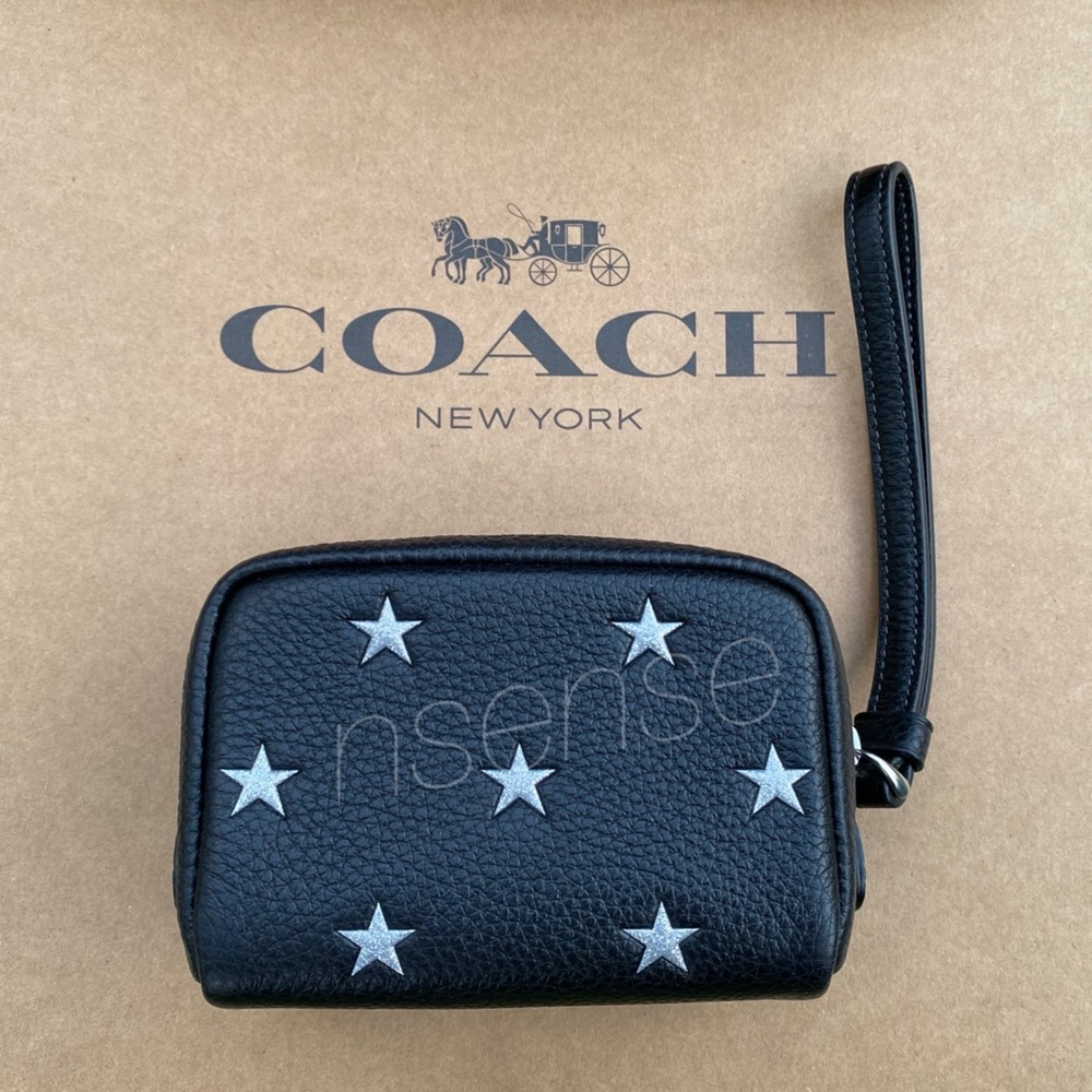 On hold - Coach Pouch Wrislet - Picture 8 of 8